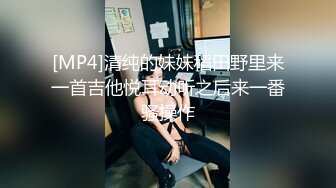 Onlyfans 小丁/komachi  突破尺度首次口爆吞精自摸喷尿 浴室自慰喷水